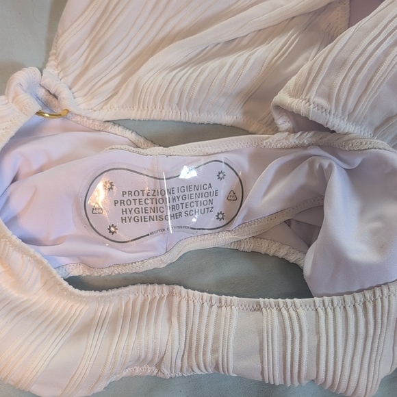 Hilinker Women's Elegant Cream One Piece Swimsuit Medium - Picture 3 of 7